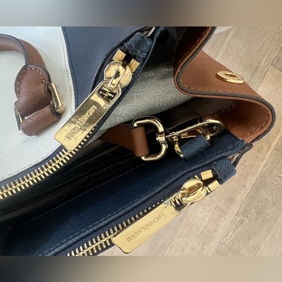 Michael Kors satchel bag - Picture 2 of 7